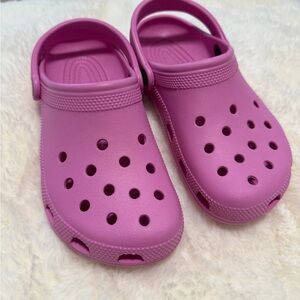 Barbie pink crocs